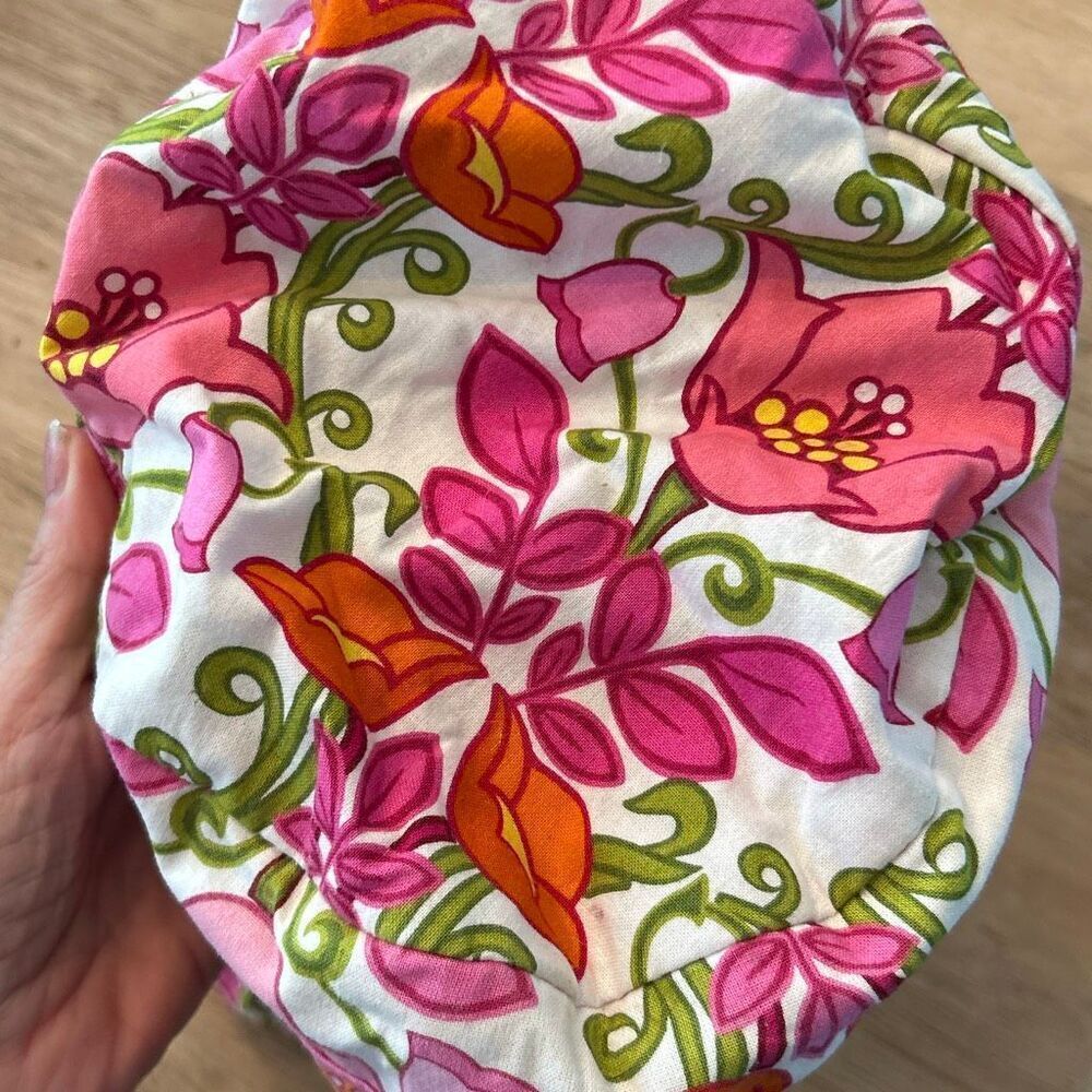 Vera Bradley pink floral lined bag wet dry bag laundry bag ditty. 10 x 11 x 7 - Picture 6 of 8